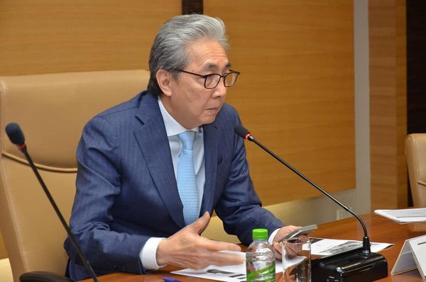 Thailand’s Deputy Prime Minister Dr. Somkid Jatusripitak met with the heads of 14 overseas offices of Thailand Board of Investment, instructing on investment promotion to emphasize on 3 national agendas - competitiveness, disparity reduction, and sustainability