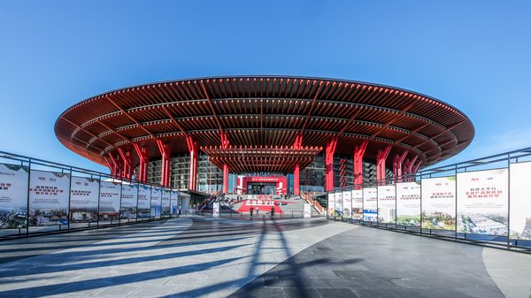 8月18日，“2018全球企业服务大会”在北京雁栖湖国际会展中心成功举行。