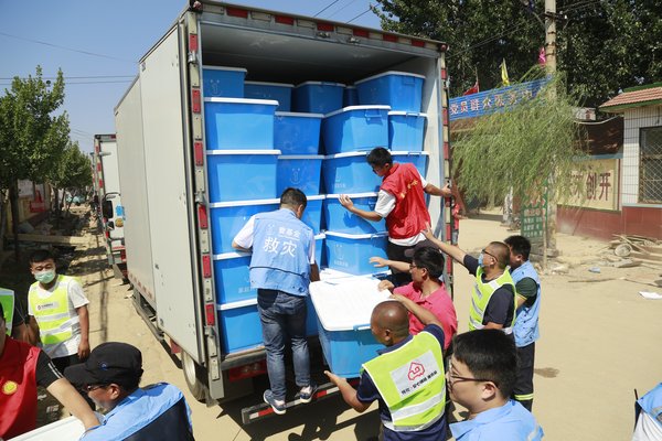 社会参与救灾协作平台成立 壹基金第二批物资抵达山东寿光灾区