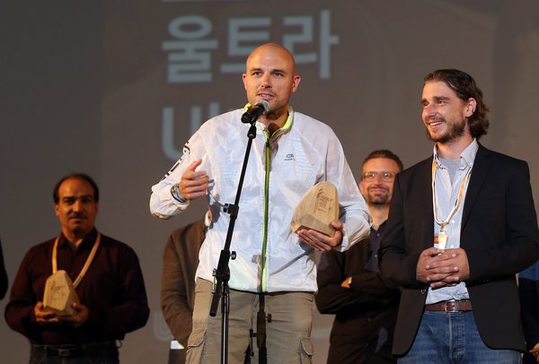 Balazs Simonyi, director of the documentary film "Ultra," speaks after winning the grand prize in the international competition section during the closing ceremony of the 3rd Ulju Mountain Film Festival.