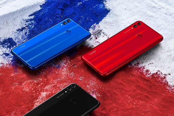 Honor 8X dalam tiga warna