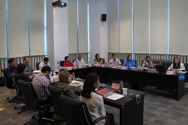 课题组举行第三次专家会议, 与李锦记共同探讨企业社会责任内容