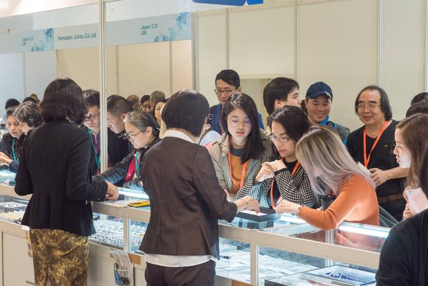 亞洲博聞以珠寶商務推手聞名世界，B2B商業交流與商機媒合成果豐碩，開展首日即突破5,000參觀人次。