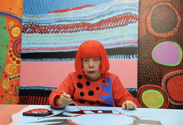 YAYOI KUSAMA at work