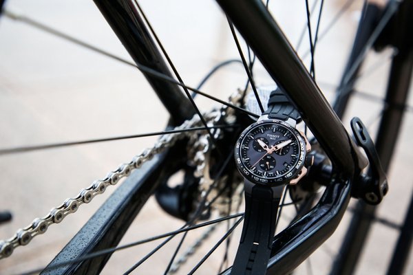 天梭竞速系列自行车特别款腕表