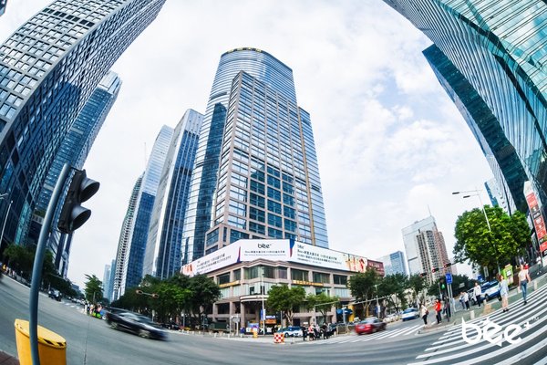 Bee+深圳财富大厦空间开幕，引领全新办公与生活方式