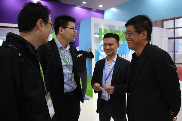富士康集团SMART科技亮相第75届中国教育装备展示会
