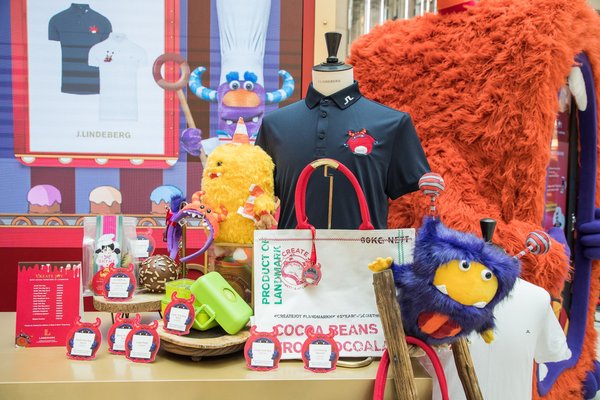LANDMARK has created a range of exclusive festive merchandise, including adorable Cocoa Monster plush toys, festive tote bags featuring the loveable characters, key chains, and much more. All are available for purchase at LANDMARK ATRIUM, with all proceeds going to Make-A-Wish Hong Kong.