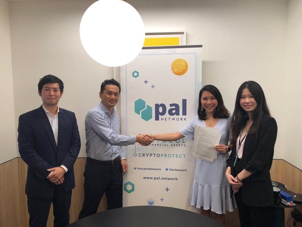 From Left: Mr Kengo Kobata, Senior Associate of Toyota Tsusho, Mr Hayashi Toshinori, Executive Vice President of Toyota Tsusho, Ms Val Ji-Hsuan Yap, CEO & Founder of PAL Network and Ms Claire Toh, Business Development Lead of PAL Network at the successful MoU signing on 17 December 2018.