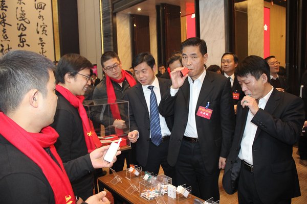 China Tobacco Anhui Industry Corporation Umum Toop-One (Dian), Produk Pemanasan-Homo Zarah Magnetik Baharu Bakal Tersedia Tidak Lama Lagi