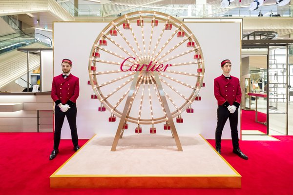 Presented on Buluomi and Tohoki's "Reporting the Local Style of Japan", Chinese online celebrities debut at Cartier's live campaign in Japan 