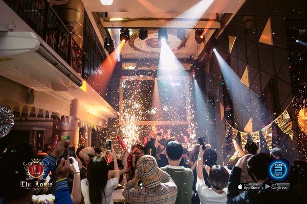 曼谷高端夜店The Louis Exclusive Club举办2019中国新年派对