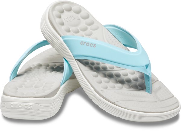 Flip Crocs Reviva™ baharu memberikan lapik dalam kasut dengan gelembung udara terbina dalam untuk kesan urutan yang melegakan.