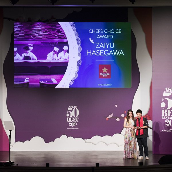 Chef Zaiyu Hasegawa of Japan’s DEN won the Chefs’ Choice Award, sponsored by Estrella Damm.