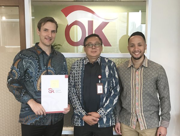  Arne Hartmann (Founder and CEO amalan), Mr. Triyono Gani (Executive Director of IKD at OJK), Yodhi Kharismanto (Director of amalan) at the official launch ceremony for the new fintech segments at Innovation Centre for Digital Financial Technology (OJK Infinity).