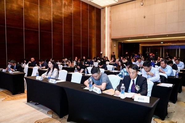 The International Surface Event (TISE) Launches SURFACES China in 2019