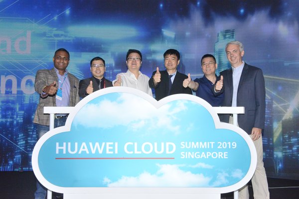 HUAWEI Launches Cloud & AI Innovation Lab in Singapore