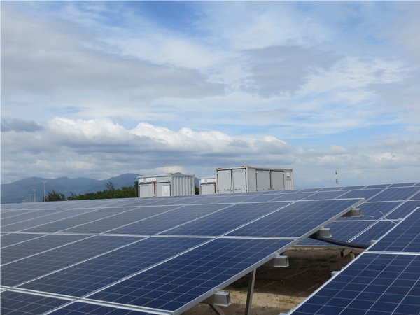 Giải pháp chìa khóa trao tay 6,25 MW của Sungrow đi vào hoạt động tại Dự án quang điện 80 MWp ở Việt Nam