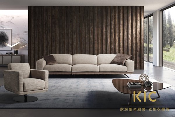 KIC新品沙发夺目亮相 意大利原装进口演绎高贵气质