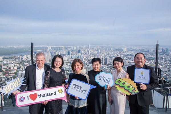 TCEB -- Business executives and private sector partners visited Mahanakhon SkyWalk, as part of "MICE Thailand Signature" press launch on 30 May 2019.