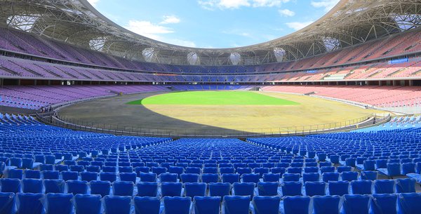 2016年大丰实业承揽完成了奥体博览中心主体育场8万座公共座椅工程