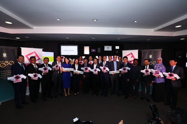 The steering committee of Penang TECHFEST2020 chaired by the Chief Minister, Chow Kon Yeow.