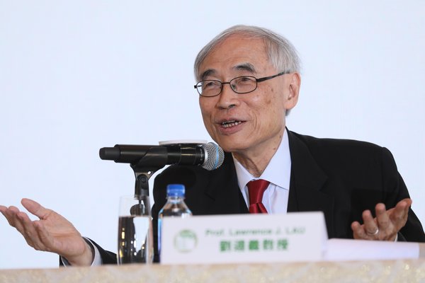 劉遵義教授按2019年「呂志和獎」獲獎者名單分享他們的主要成就。