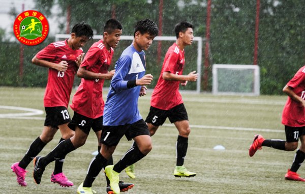 中国青少年校园足球U15国家队积极备战比赛