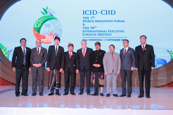 ICID, INACID, Menteri Pekerjaan Umum dan Perumahan Rakyat Indonesia, dan beberapa Menteri negara sahabat pada Upacara Pembukaan WIF pagi ini.