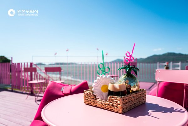 Incheon Metropolitan City to promote newly opened Incheon Seaside cafes to charm tourists