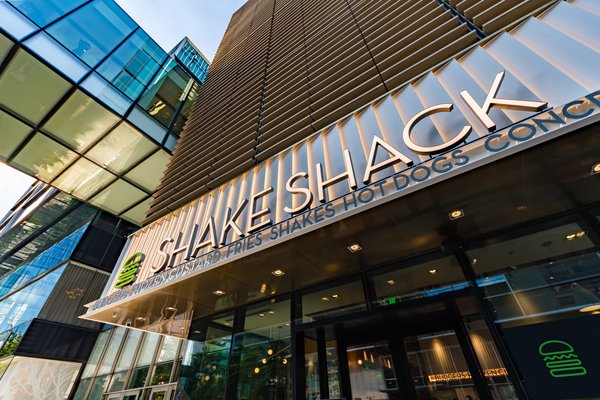 Shake Shack 上海第二家店铺将于9月26日落户静安新“家”