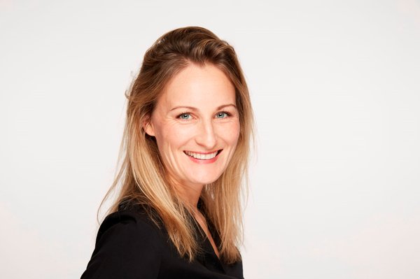 Marie Langer, EOS GmbH의 새로운 CEO로 임명되다