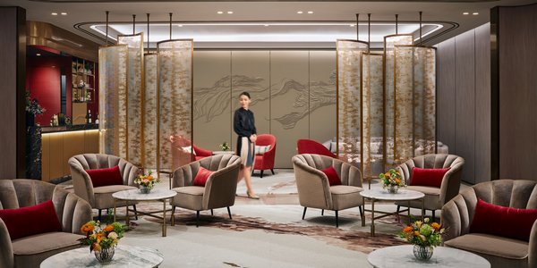 香港置地廣塲全新的BESPOKE雋環貴賓室呈獻無與倫比的尊尚服務，包括米芝蓮星級餐飲美饌、私人貴賓室和室內酒吧。