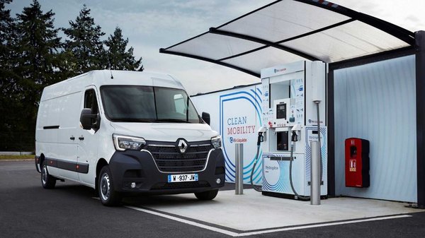 Symbio為雷諾電動運輸車提供氫動力增程器 | 美通社