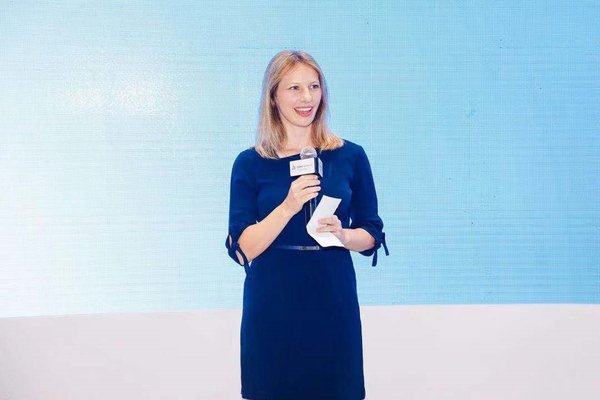 TUV莱茵大中华区轻工产品服务副总裁Daniela Burling致辞