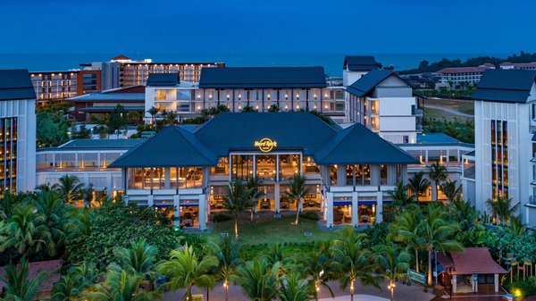 Hard Rock Hotel Desaru Coast Wins the Best for Families in Malaysia at the Prestigious TripZilla Excellence Awards 2019