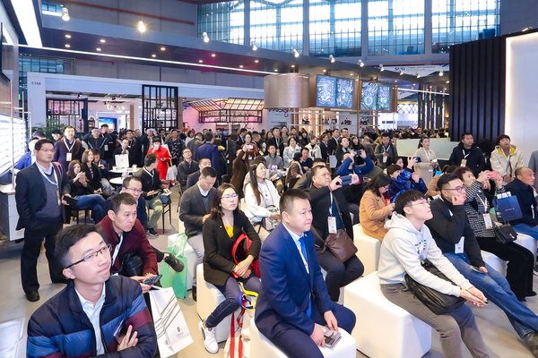 万达酒店及度假村首次亮相中国（上海）国际酒店投资加盟与特许经营展览会