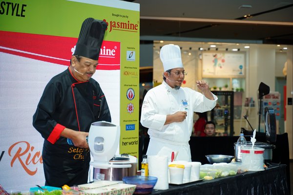 Cooking demo by Chef Chef Fami Taufeq and Chef Jaafar Onn during Jasmine’s Rice Day 2019, Healthy RiceStyle