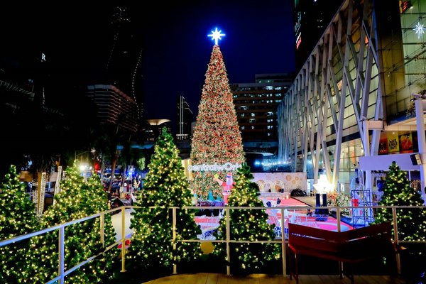 泰国中央世界商业中心“热带圣诞”购物季