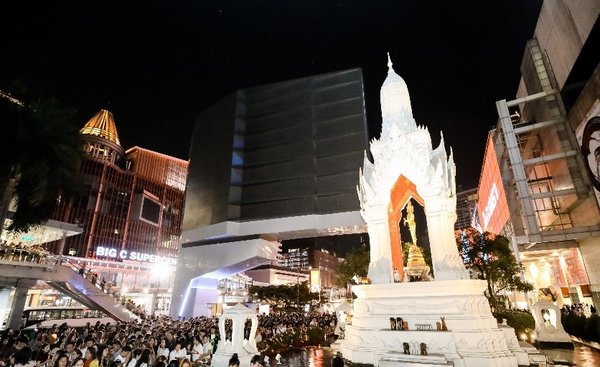 特里穆爾蒂神殿(Trimurti Shrine)