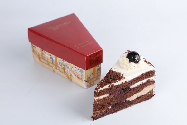 凯宾美食廊明星产品黑森林蛋糕
