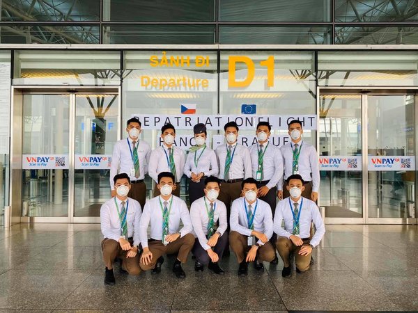 Bamboo Airway Flight attendants' Crew