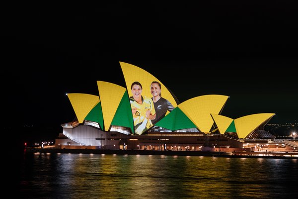 シドニー・オペラハウスでFIFA女子ワールドカップ2023（TM）開催国を発表