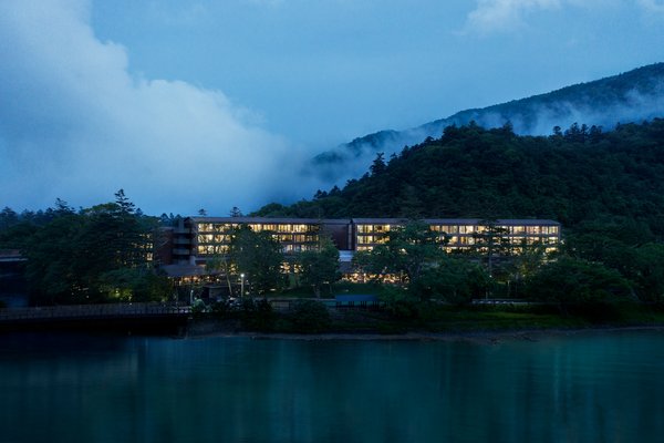 日光丽思卡尔顿酒店在日本世界文化遗产圣地盛大开业