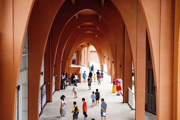 长沙康礼-克雷格学校投资6亿元，首次校园开放日吸引1800人探校