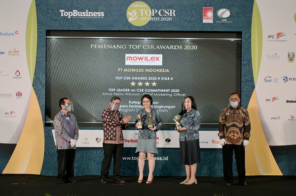 PT MOWILEX INDONESIA meraih 3 kategori Award di ajang penghargaan CSR terbesar di Indonesia, TOP CSR Awards 2020