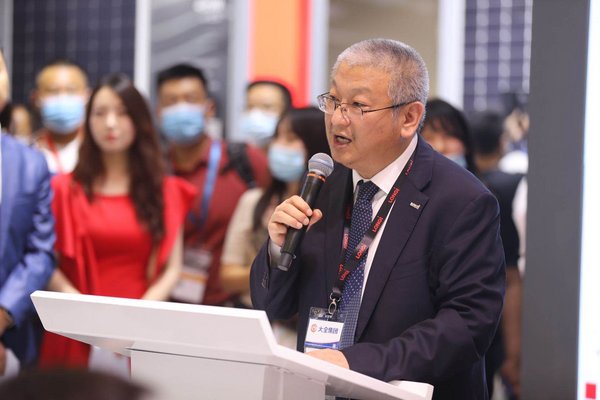 LONGi unveils RE100 roadmap to achieve 100% green energy use by 2028