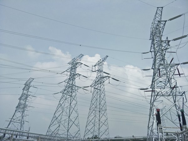 鲁西集团建设的国内石化行业首条GIL输电线路投入运营