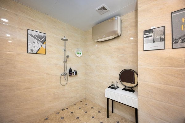 A.O.史密斯薄型电热水器   提升浴室档次 “超薄”不缩水