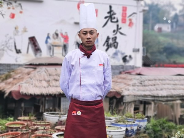 李锦记希望厨师成都班首届毕业生朱子翔在家乡雅安创办生态农庄